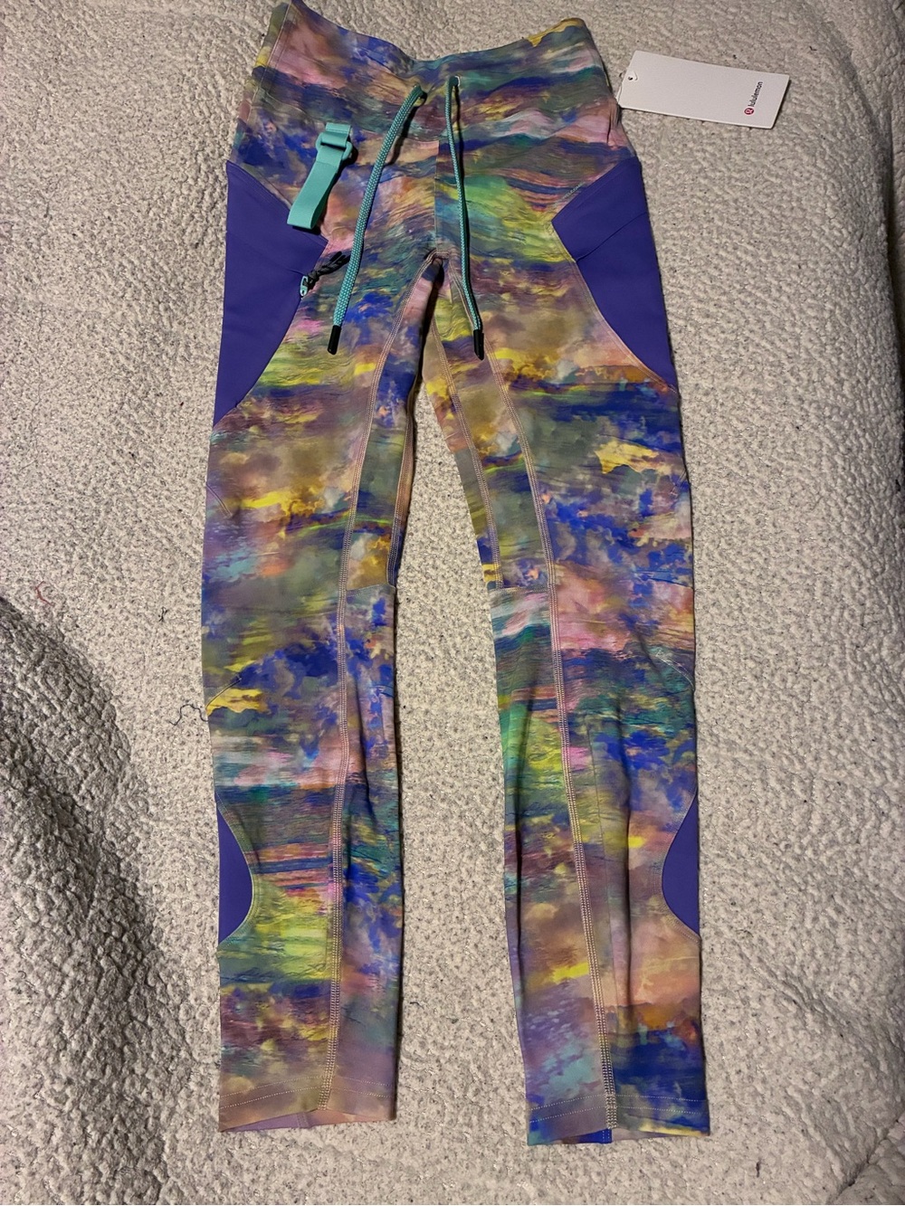 lululemon athletica cargo SHR hiking tight 25”, hi-rise, multicolor, sweat wick